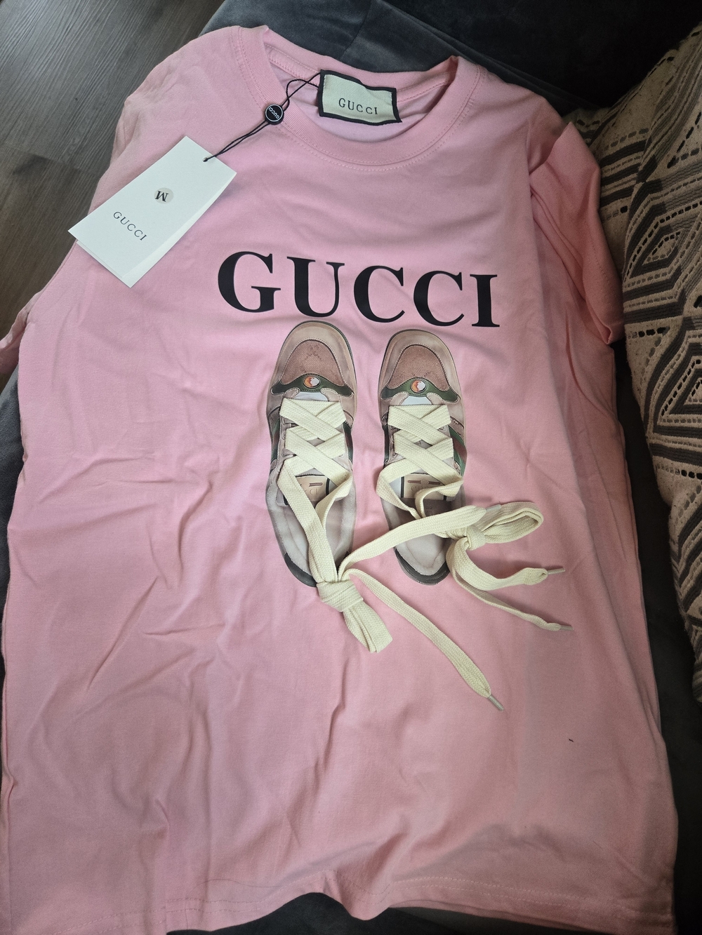 GUCCI Pink Graphic Sneaker Print Tee